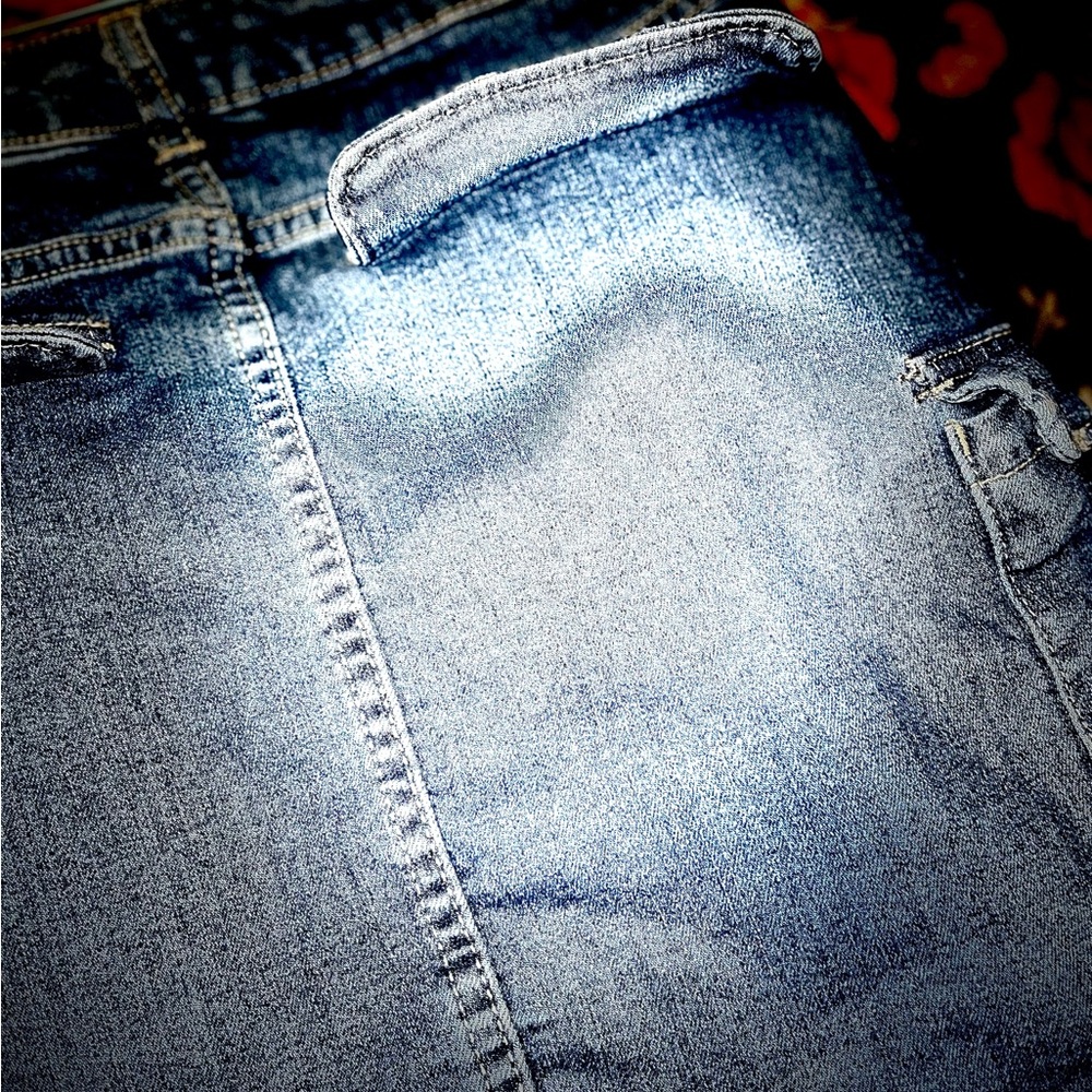 Blue Denim Cargo Skirt girls but can fit women’s xs - Picture 6 of 7